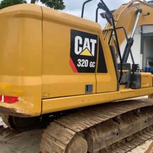 CAT 320GC 24