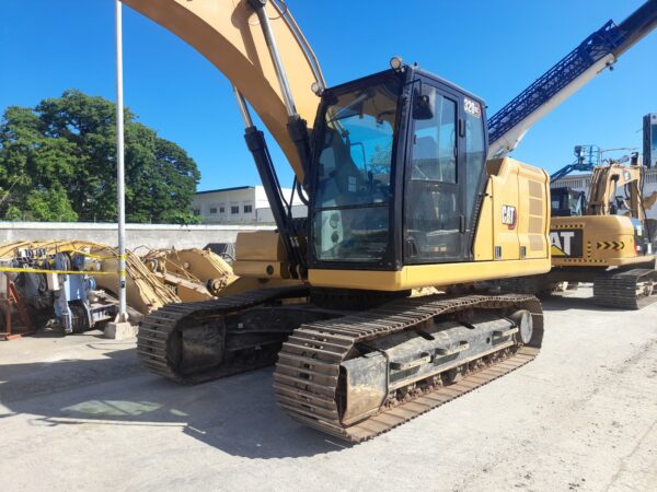 320GC - Image 3