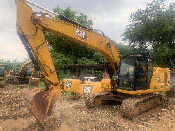 320GC - Image 3