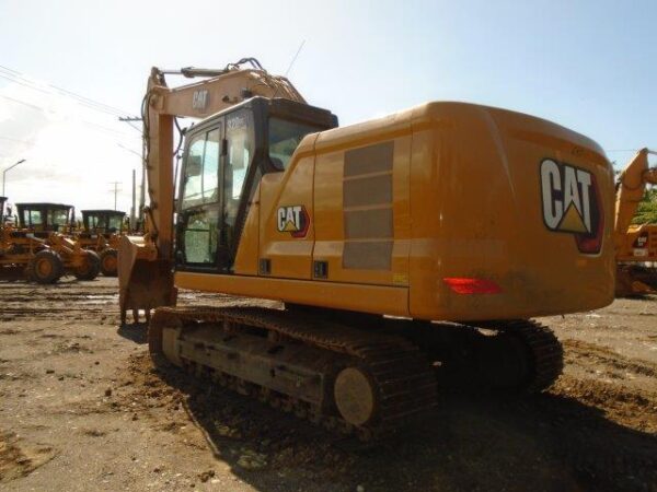 320GC - Image 6