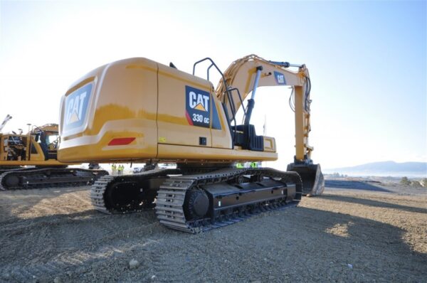 330 GC - Image 5